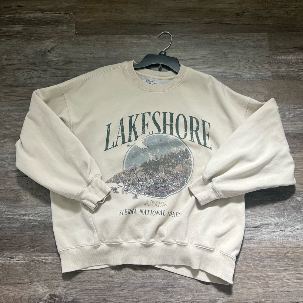 Lakeshore Sweatshirt